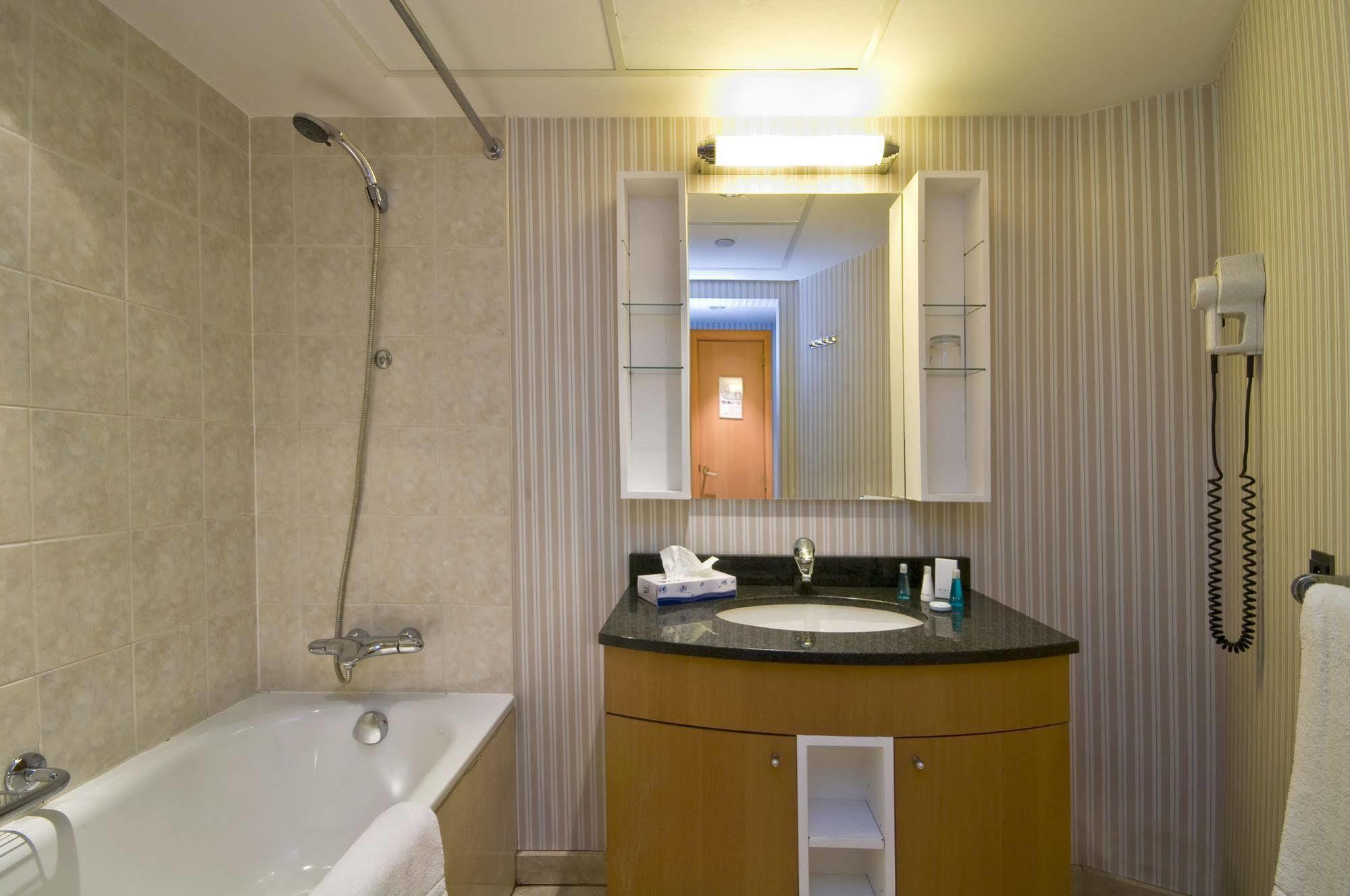 B-aparthotel Ambiorix 4* Bruxelas